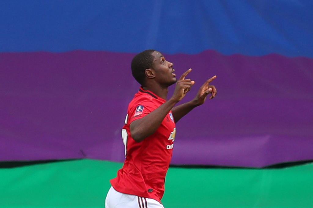 MU membuka keunggulan di menit ke-51 lewat Odion Ighalo, memanfaatkan kesalahan pertahanan Norwich. 