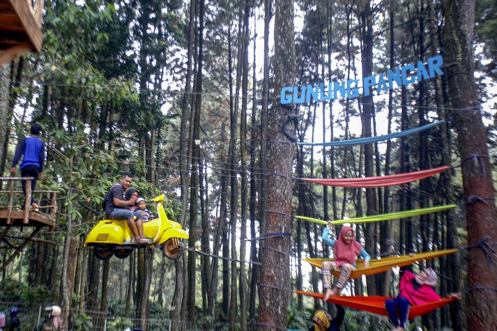 Wisata alam Gunung Pancar mulai ramai dikunjungi wisatawan dari wilayah Jabodetabek sejak diberlakukan Pembatasan Sosial Berskala Besar (PSBB) proporsional di Kabupaten Bogor.