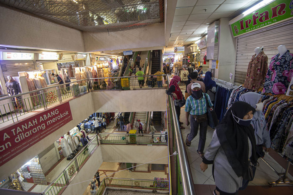 Lima pasar di Tanah Abang akan ditutup sementara, menyusul ditemukannya kasus 10 pedagang dan petugasnya terdiagnosa positif terjangkit virus korona jenis baru (covid-19) usai menjalani tes usap.