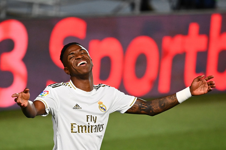 Los Blancos kembali menebar ancaman pada menit ke-23 ketika umpan tarik Ferland Mendy berhasil dijangkau Vinicius Junior, tetapi bola masih bisa dihalau keluar oleh kiper David Soria.