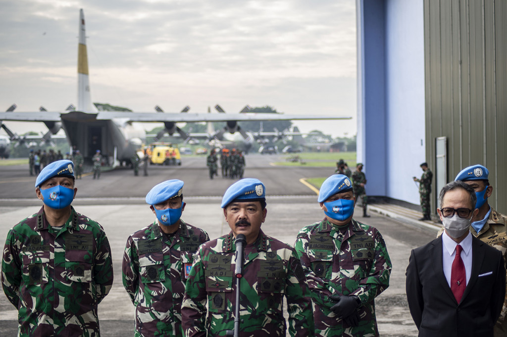 Jenazah Pelda Anumerta Rama Wahyudi diterbangkan sekitar pukul 08.20 WIB dengan pesawat C-130 Hercules TNI AU menuju Lanud Roesmin Nurjadin, Pekanbaru yang nantinya akan disambut oleh Pangdam 1/BB bersama Forkompinda. Selanjutnya jenazah akan disemayamkan di rumah duka Jl. Garuda Sakti KM 6. Diperkirakan pukul 14.30 WIB jenazah dimakamkan Taman Makam Pahlawan Kusuma Dharma Pekanbaru dengan tata upacara militer yang dipimpin oleh Pangdam I/BB.