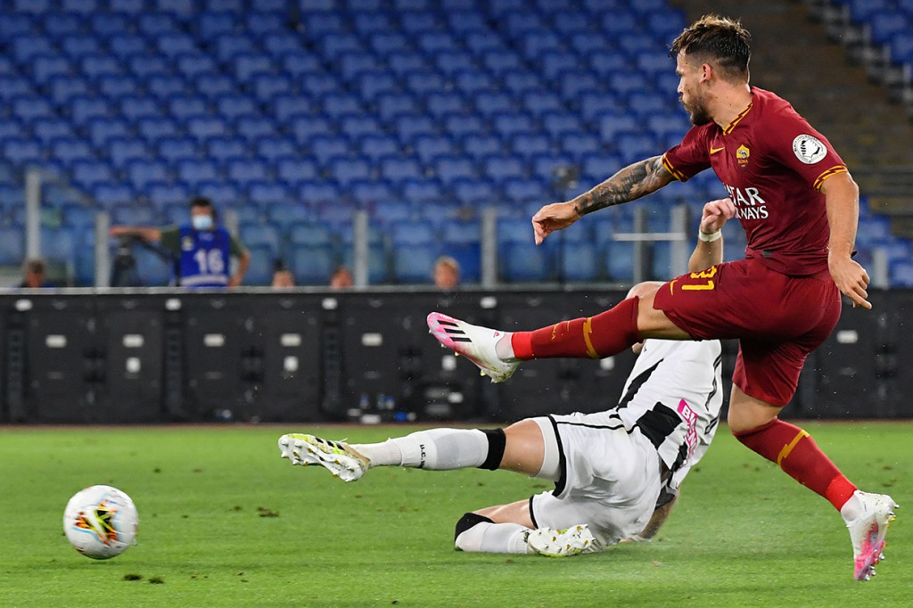 Di babak kedua Rima berupaya keras menyamakan kedudukan. Dua peluang Carles Perez dapat digagalkan kiper tamu Juan Musso. 