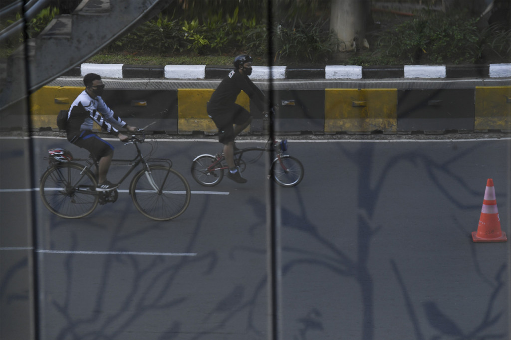 Pemprov DKI Jakarta kembali menggelar HBKB saat masa PSBB transisi di 32 titik lokasi yang telah ditentukan untuk menggantikan lokasi HBKB di Jalan Sudirman dan MH Thamrin yang ditiadakan sementara. 
