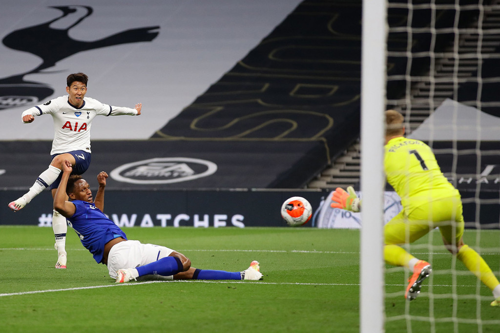 Son beberapa kali memaksa Pickford melakukan penyelamatan cemerlang pada babak kedua, sedangkan Everton tidak banyak mengancam ketika mereka menelan kekalahan pertama sejak musim kompetisi ini digulirkan lagi.