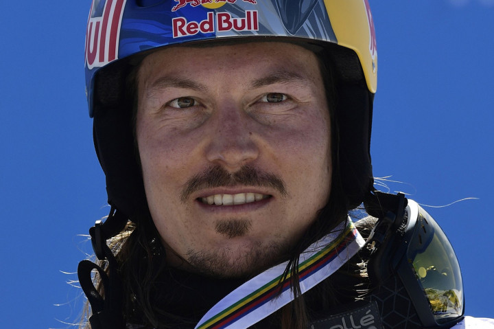 Duara dunia snowboarding dua kali Alex 'Chumpy' Pullin meninggal pada Rabu, 8 Juli 2020 di usia 32 tahun. Pullin tewas tenggelam saat menyelam di lepas pantai Australia, kata para pejabat Olimpiade.