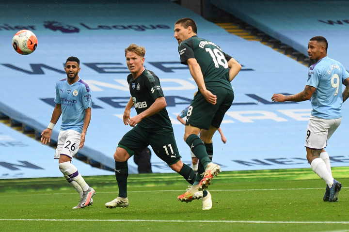 Keunggulan Man City akhirnya bertambah pada menit ke-58 ketika kerja sama Foden dan Jesus berusaha disapu oleh Matt Ritchie tetapi bola membentur kaki Federico Fernandes dan malah bersarang ke gawang sendiri. Gol bunuh diri itu membuat kedudukan menjadi 3-0 bagi tuan rumah.