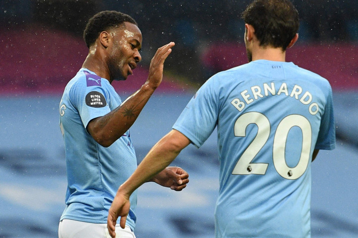 Pada menit pertama injury time tuan rumah memperbesar keunggulan. Gol berawal ketika David Silva mencuri bola dari penguasaan Nabil Bentaleb dan kemudian mengirimkannya untuk diselesaikan dengan mudah oleh Raheem Sterling demi membuat kemenangan Man City jadi 5-0 atas Newcastle.