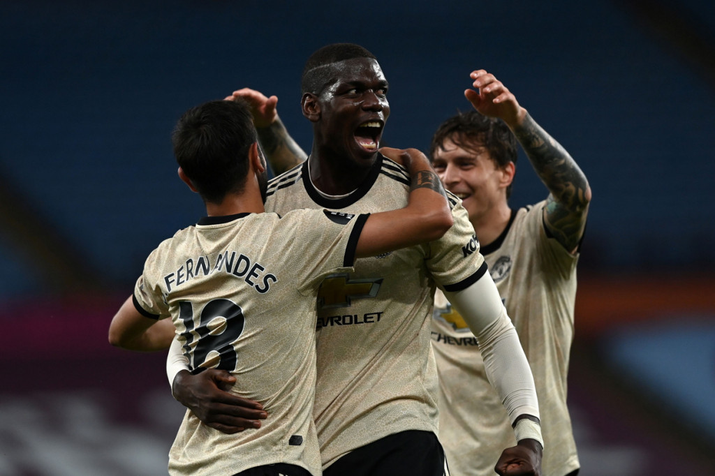 Mereka menjadi tim pertama dalam sejarah Premier League yang meraih empat kemenangan beruntun dengan selisih tiga gol atau lebih. Sebelumnya mereka menang atas Bournemouth (5-2), Brighton (3-0), dan Sheffield United (3-0). AFP Photo/Shaun Botterill