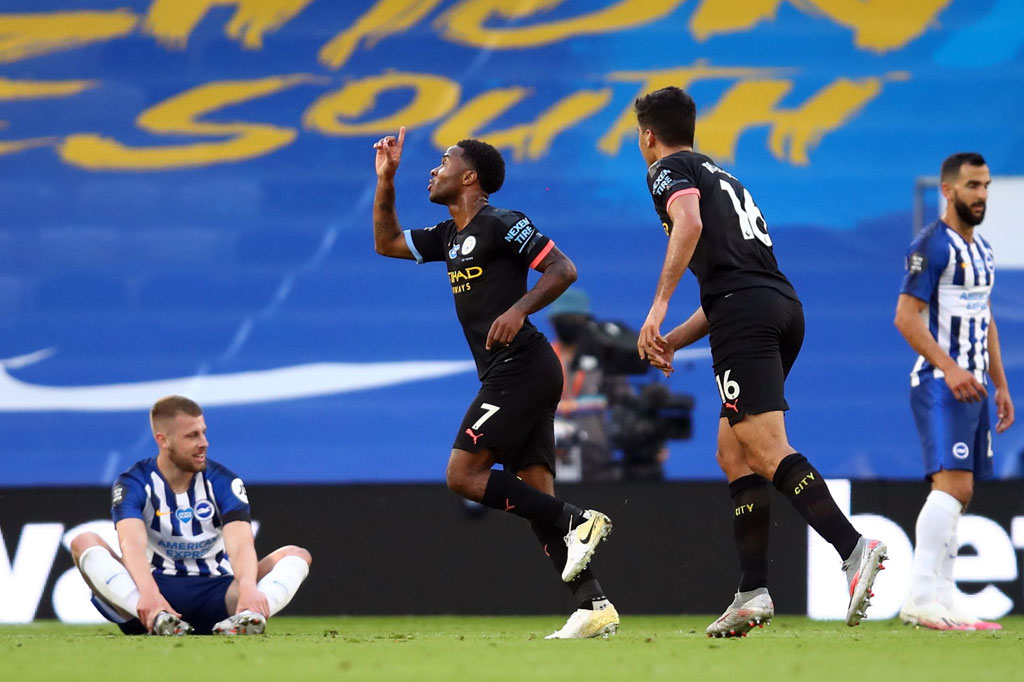 City mengendalikan sepenuhnya laga pada babak kedua. Pada menit ke-53 Sterling mencetak gol kedua lewat sundulan meneruskan umpan silang melengkung Riyad Mahrez.