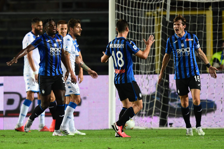 Tetapi tuan rumah kembali merestorasi keunggulan pada menit ke-25 lewat sepakan voli Marten De Roon menyelesaikan umpan matang Robin Gosen.