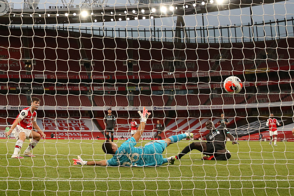 Pada menit ke-20, Liverpool akhirnya berhasil membuka keunggulan lewat sontekan Sadio Mane menyelesaikan umpan tarik kiriman Andy Robertson.