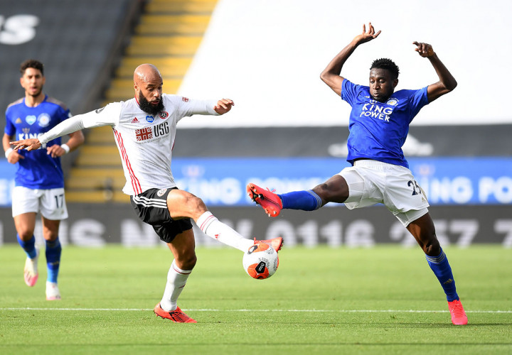 Kedua tim saling serang sejak awal laga. Tim tamu mendapat peluang lewat David McGoldrick namun sepakannya masih melambung di atas mistar gawang. Sementara Leicester menciptakan kesempatan lewat sepakan Youri Tielemans namun hanya menghasilkan sepak pojok.