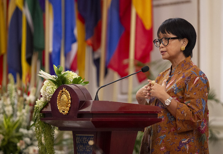 Menlu Retno Marsudi menyampaikan bahwa sejak awal tahun, terutama sejak Maret 2020 kerja sama antara Kementerian BUMN dan Kementerian Luar Negeri sangat intensif. 