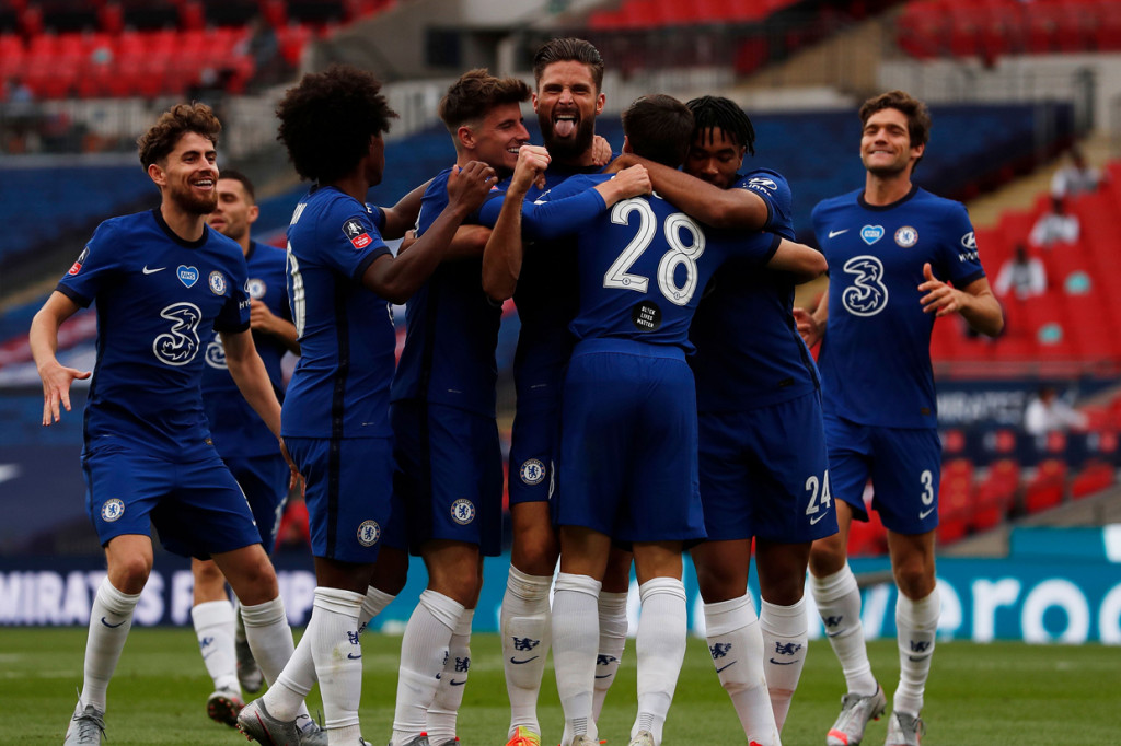 Chelsea berhasil menaklukkan Manchester United 3-1 pada laga semifinal Piala FA di Stadion Wembley. AFP Photo/Alastair Grant