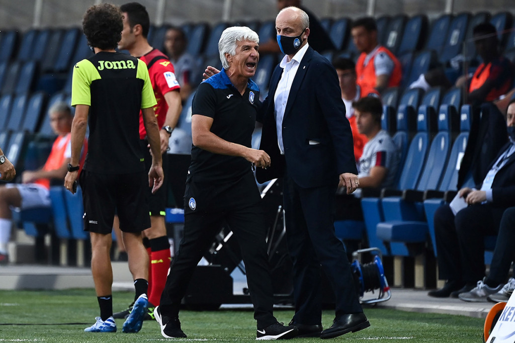 Mengingat tidak ada penonton di stadion, kalimat Mihajlovic jelas tertangkap mikrofon dan tersiar ke pemirsa seluruh dunia. Kedua pelatih mendapatkan kartu kuning dan Gasperini kemudian diusir karena terus memprotes ofisial. Tidak ada gol yang tercipta di babak pertama.