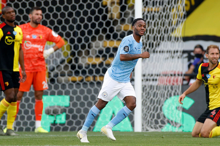 Man City yang terus menyerang akhirnya berhasil memecah kebuntuan pada menit ke-31 lewat Raheem Sterling. Menerima umpan dari Kyle Walker, Sterling dengan sekali sentuhan kemudian melakukan sepakan keras yang merobek gawang tuan rumah. 