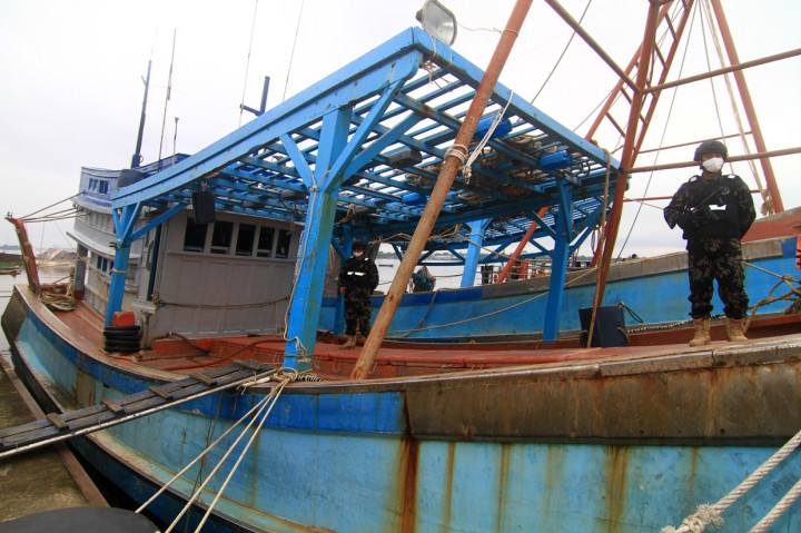 Edhy Prabowo menyatakan kapal pengawas Kementerian Kelautan dan Perikanan yaitu KP Orca 3 dan KP Hiu 11 berhasil menangkap dua KIA ilegal berbendera Vietnam beserta 18 nelayan Vietnam dan empat nelayan Kamboja di Laut Natuna Utara pada Rabu, 15 Juli 2020.