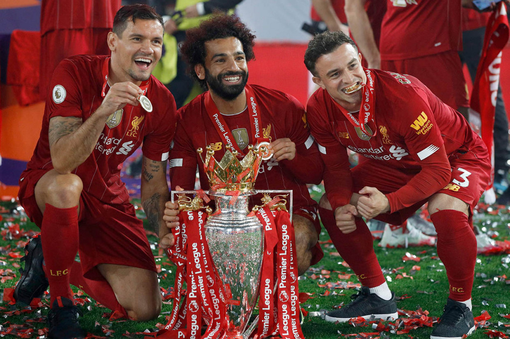 Di lapangan, pasukan Jurgen Klopp memastikan malam yang tak terlupakan disertai dengan hasil positif setelah hanya dua kemenangan dalam lima pertandingan sebelumnya, sejak mereka meraih gelar Liga Inggris dalam kurun waktu 30 tahun terakhir. 