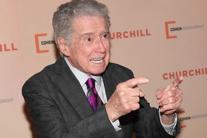 Regis Philbin wafat pada Jumat, 24 Juli 2020 lalu, sebulan sebelum usianya menginjak 89 tahun, kata keluarga dalam pernyataan.