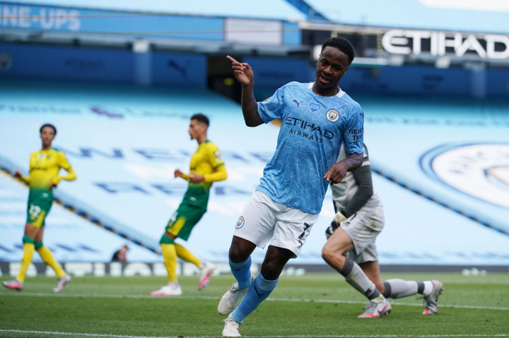 Pada babak kedua, City tetap memegang kendali permainan. Mereka mencatatkan gol ketiganya melalui aksi Raheem Sterling usai mendapat umpan terobosan dari Kevin De Bruyne.