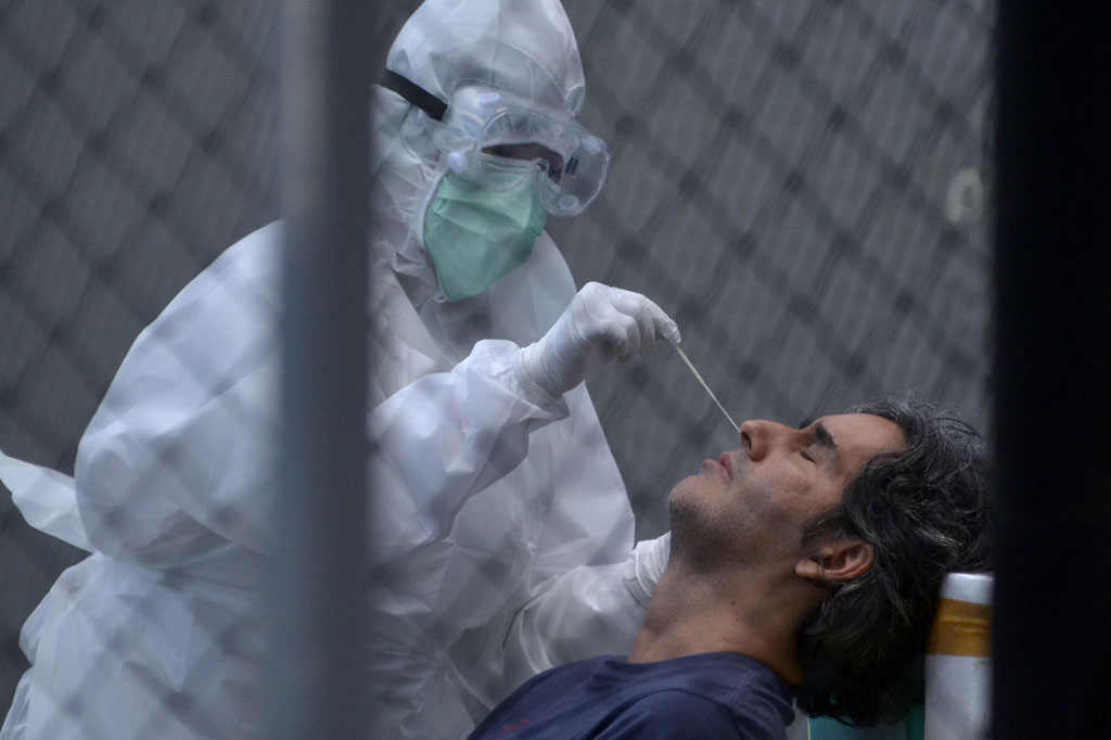 Hasil tes usap ini diperkirakan baru diketahui tiga hari mendatang. Jika dinyatakan negatif, seluruh peserta tes akan melakukan uji cepat (rapid test pada Minggu, 2 Agustus 2020 mendatang.