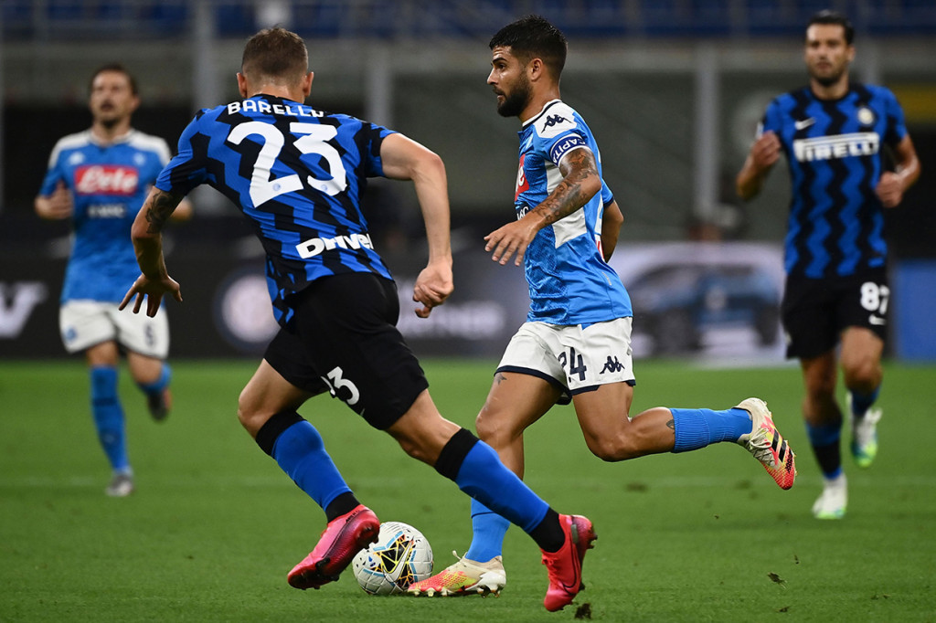 Tertinggal satu gol membuat Napoli tersengat. Mereka balas mengancam melalui sepakan Lorenzo Insigne, namun sayangnya masih melebar. Sementara peluang Piotr Zielinski lewat sepakan jarak jauh masih berhasil ditepis Samir Handanovic, dan sang kiper juga berhasil menahan sepakan Matteo Politano yang meneruskan sodoran Insigne.