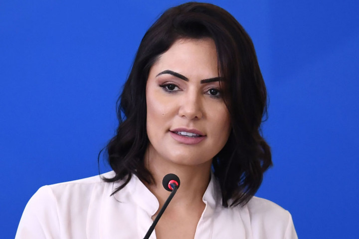 Sejauh ini, sebanyak 69.074 kasus baru covid-19 dan 1.595 kematian dilaporkan oleh kementerian kesehatan, sehingga menambah total menjadi 2,5 juta kasus lebih dan 90.000 kematian.