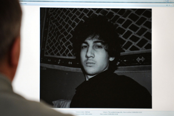 Dia mengaku melakukan serangan itu saat berusia 19 tahun bersama kakak laki-lakinya, Tamerlan Tsarnaev, yang meninggal empat hari setelah terlibat tembak-menembak dengan polisi.