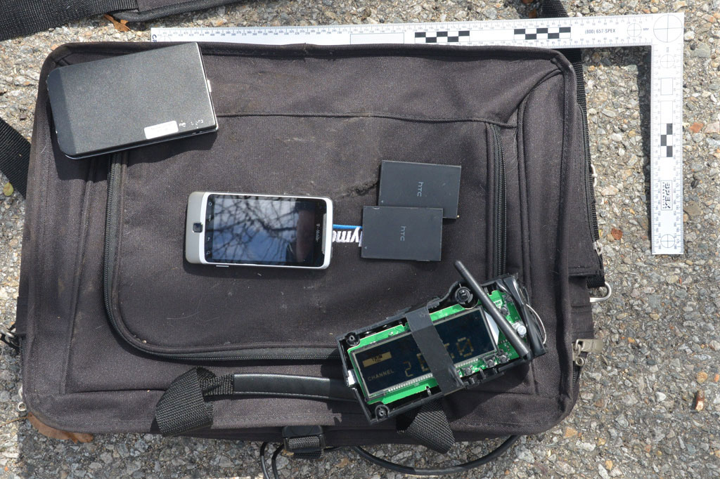 Pengacara Tsarnaev meminta pengadilan baru dengan klaim bahwa pengadilan kliennya seharusnya tidak digelar di Boston karena kota itu sangat trauma dengan serangan tersebut.