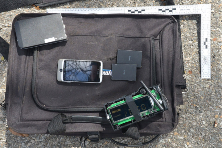 Pengacara Tsarnaev meminta pengadilan baru dengan klaim bahwa pengadilan kliennya seharusnya tidak digelar di Boston karena kota itu sangat trauma dengan serangan tersebut.