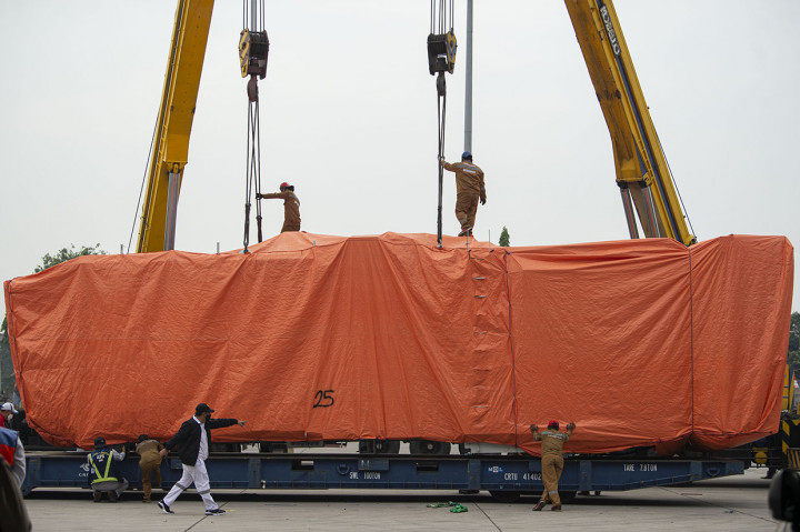 Saat ini, seluruh boarding bridge bandara yang berada di bawah supervisi PT Angkasa Pura I dan PT Angkasa Pura II merupakan hasil produksi Bukaka.