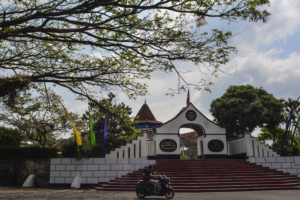 Kementerian PUPR merevitalisasi Situs Jambansari dan  Museum Galuh Pakuan dengan anggaran sebesar Rp9 miliar yang nantinya akan menjadi destinasi wisata unggulan, penyaluran kreatifitas seni, edukasi budaya dan sejarahpeninggalan Kerajaan Galuh.