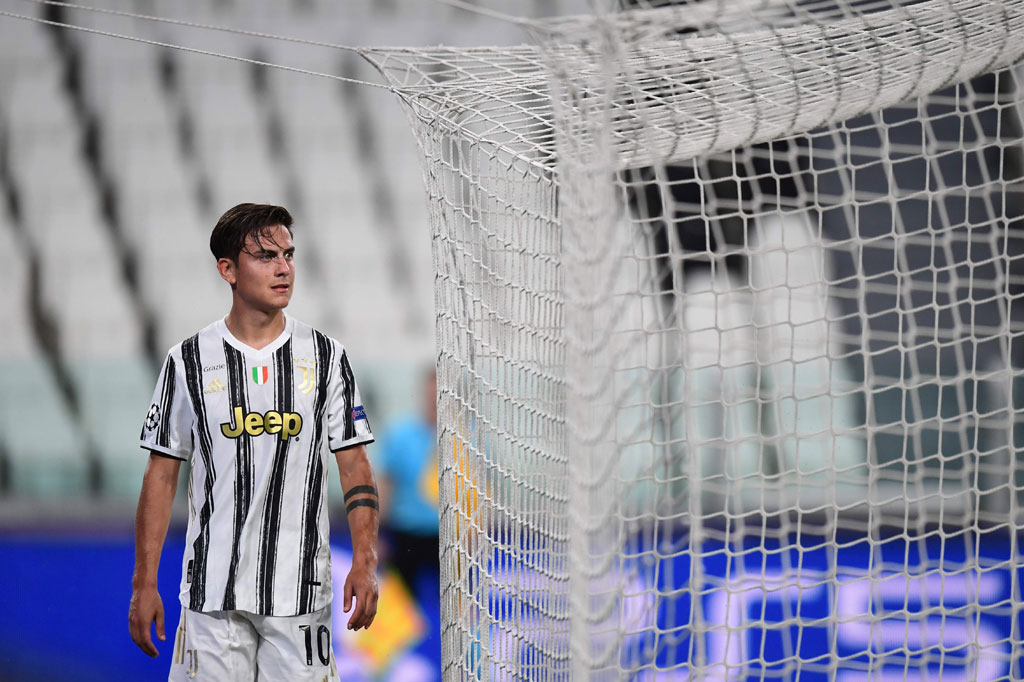 Masuknya Paulo Dybala untuk menggantikan Bernadeschi tidak memberi banyak dampak bagi serangan Juve, dan pemain Argentina itu hanya bertahan selama 14 menit di lapangan karena merasa sakit pada kakinya. Ia lantas digantikan pemain muda Marco Olivieri.