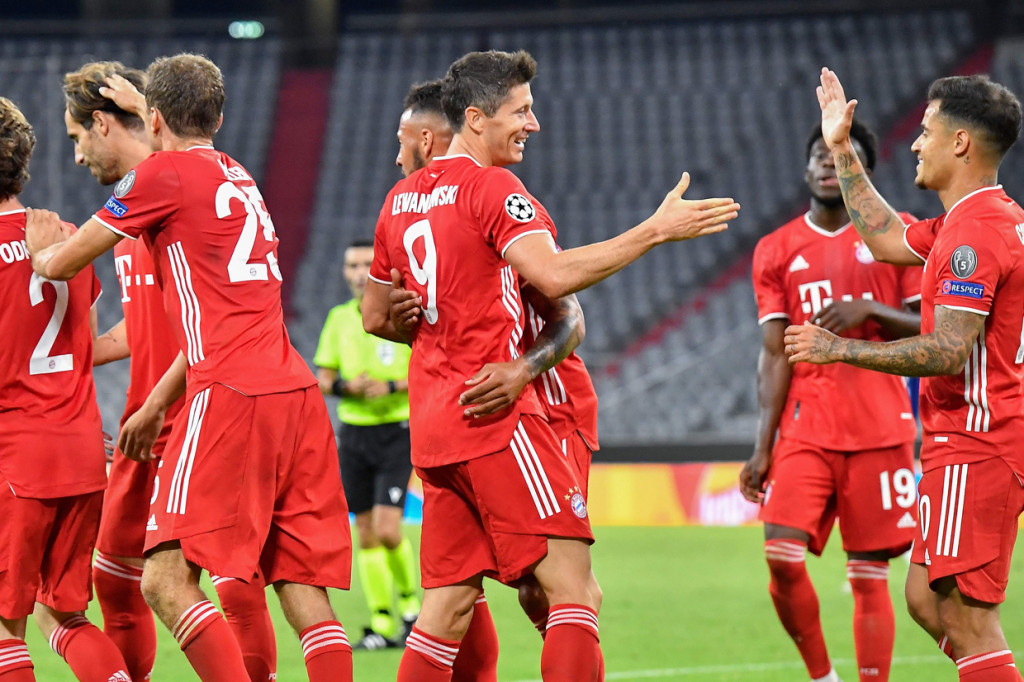 Berkat kemenangan ini, Bayern Munchen memastikan diri lolos ke perempat final Liga Champions dengan agregat akhir 7-1.