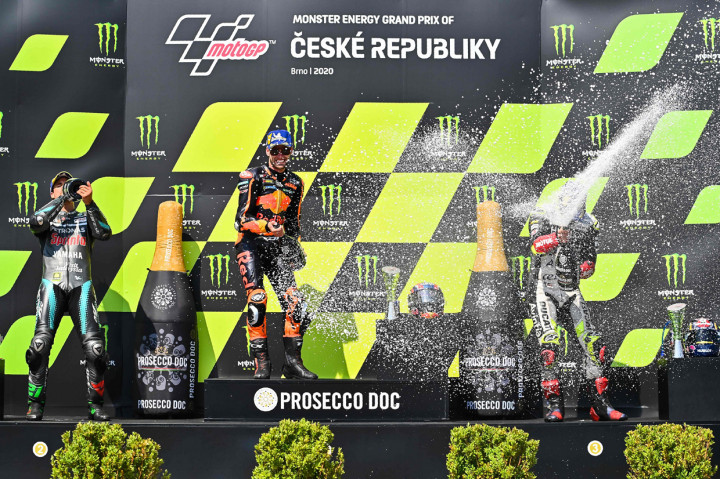 Pebalap asal Afrika Selatan itu mengungguli Franco Morbidelli (Petronas Yamaha SRT) dan Johann Zarco (Reale Avintia).