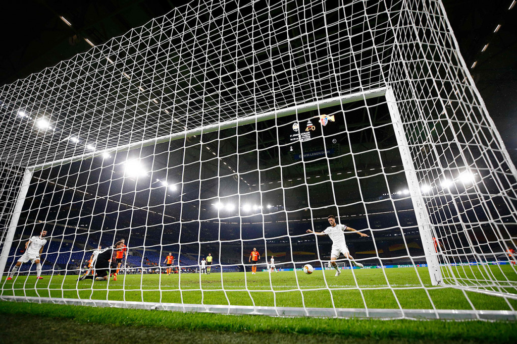 Sebuah gol hiburan dicetak Basel pada menit kedua injury time lewat Ricky Van Wolfswinkel. Skor 4-1 bertahan hingga laga usai.