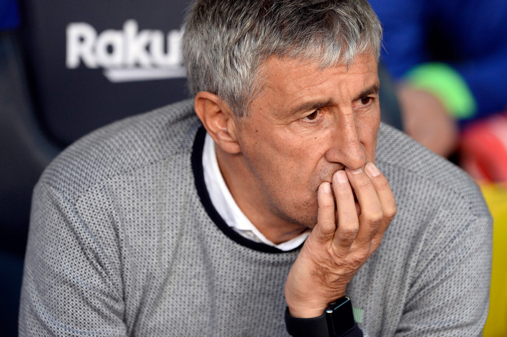 Tersingkirnya Barca oleh juara Liga Jerman Bayern pada Jumat, 14 Agustus 2020, merupakan keempat kalinya dalam lima tahun terakhir di mana mereka tersingkir di perempat final kompetisi klub elit Eropa itu. Di Liga Spanyol musim ini, Barca hanya finis di peringkat kedua, tertinggal lima poin dari tim juara Real Madrid.