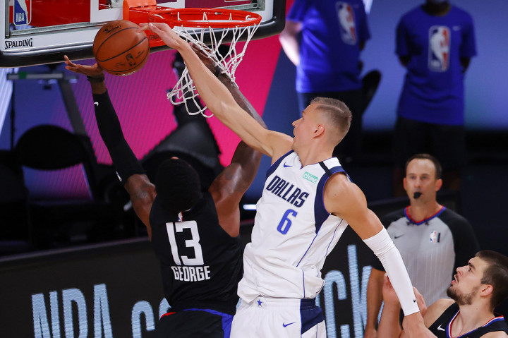 Paul George mencetak 27 poin dan Marcus Morris Sr. menyumbang 19 poin dan empat steal untuk Clippers yang total membukukan 47,4 persen tembakan 2 poin yang sukses, serta membuat 13 tembakan 3 poin sukses dari 38 (34,2 persen) tembakan.
