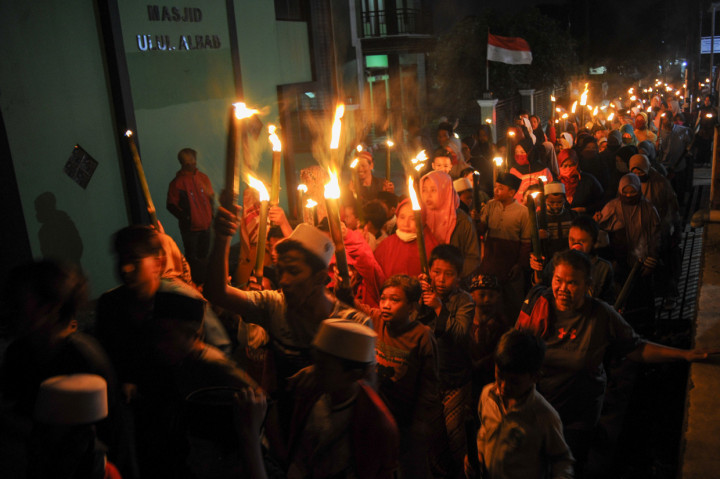 Pawai obor tersebut digelar dalam rangka menyambut Tahun Baru Islam, 1 Muharram 1442 Hijriah.