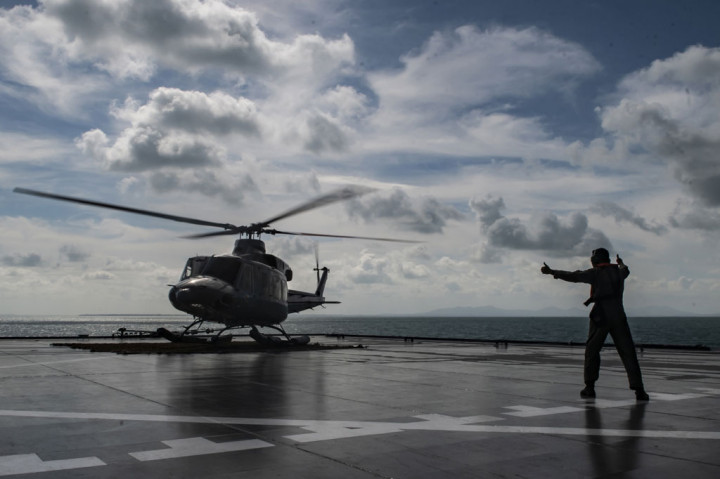 Latihan digelar di Pantai Tanjung Todak, Dabo Singkep, Kabupaten Lingga, Kepulauan Riau, melibatkan sekitar 2 ribu personel TNI AL, 24 KRI, 10 pesawat udara, dan 18 kendaraan tempur, serta persenjataan artileri itu untuk meningkatkan keterampilan prajurit, baik perorangan maupun kelompok yang selalu siap ditugaskan dimana pun.