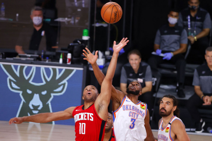 Danuel House Jr menambah dengan 19 poin serta masing-masing 15 poin dari Eric Gordon dan Jeff Green.