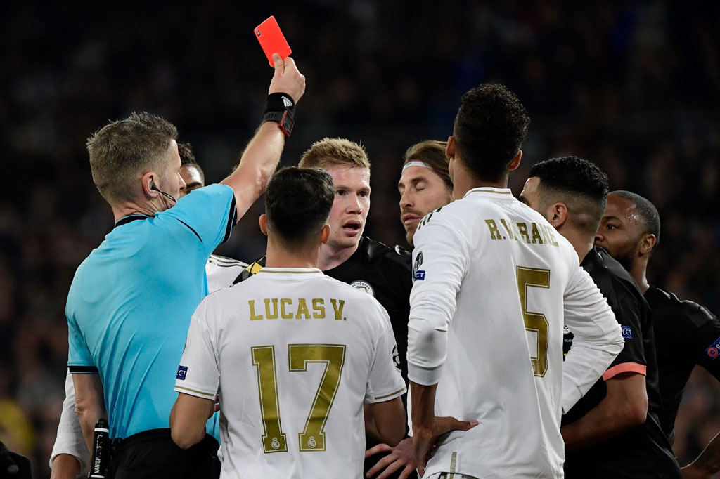 Sebelumnya, Orsato sudah memimpin sejumlah laga internasional sejak 2010. Musim ini, Orsato sudah memimpin delapan laga Liga Champions, termasuk laga leg pertama 16 besar antara Real Madrid dan Manchester City.