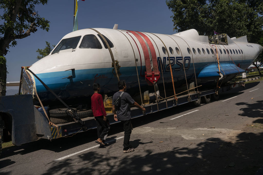 Pesawat pertama buatan Indonesia, N250 Gatotkaca telah tiba di Museum Pusat TNI AU Dirgantara Mandala (Muspusdirla), Sleman, DI Yogyakarta, Jumat, 21 Agustus 2020. ANTARA FOTO/Hendra Nurdiyansyah