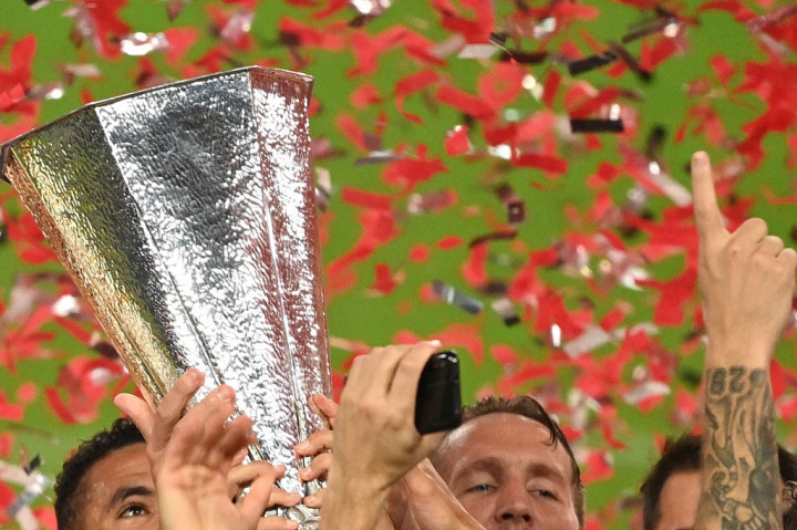 Kesuksesan ini juga merupakan keberhasilan pertama bagi pelatih Julen Lopetegui untuk memenangi trofi bagi klub yang diasuhnya. Ia menyusul dua pendahulunya, Juande Ramos (2006, 2007) dan Unai Emery (2014, 2015, 2016) sebagai pelatih Sevilla yang sukses menjuarai Liga Europa.