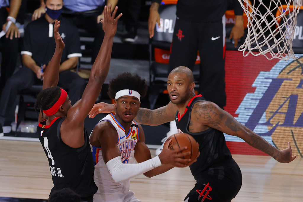 Sementara Shai Gilgeous-Alexander menyumbang 18 poin dengan 12 rebound.