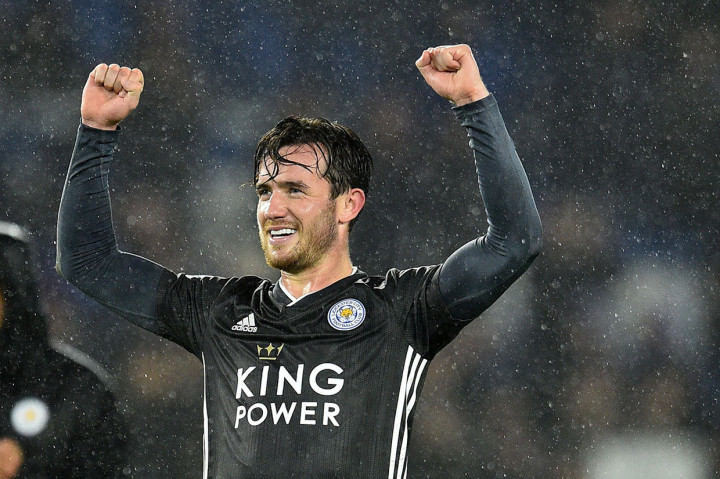 Biaya transfer untuk mendapatkan bek kiri Inggris itu dirahasiakan oleh pihak klub, tetapi media-media Inggris melaporkan The Blues merogoh kocek hingga 50 juta poundsterling (sekira Rp967 miliar) guna mendapatkan Chilwell.