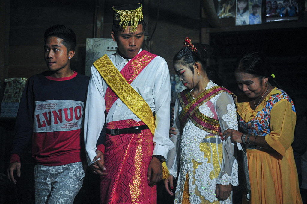 Pada momentum peringatan hari kemerdekaan ini, para pemangku adat dan generasi penerus Suku Talang Mamak di daerah itu berharap upacara gawai yang terancam punah tersebut bisa diakui sebagai ritual pernikahan yang sah di mata negara.