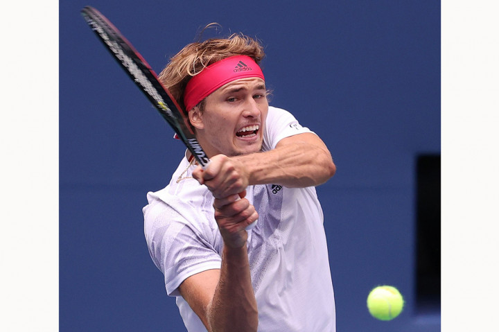 Setelah menjaga kontrol servis pertamanya yang luar biasa, Zverev dengan sabar meladeni sevis Anderson untuk memenangkan break point menentukan pada set keempat guna memastikan kemenangan dengan skor 7-6(2) 5-7 6-3 7-5.