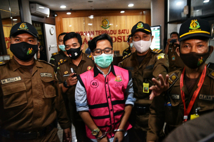 Kejaksaan Agung menetapkan anggota Partai Nasdem Andi Irfan Jaya menjadi tersangka baru kasus suap Jaksa Pinangki Sirna Malasari.