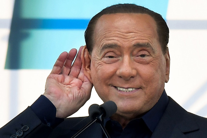 Rabu, 2 September 2020 pagi partainya mengatakan bahwa Berlusconi yang akan berusia 84 tahun pada akhir September ini, tetapi terus bekerja dari rumahnya di Arcore dekat pusat keuangan Milan, di mana dia akan menghabiskan masa karantina yang telah direncanakan.